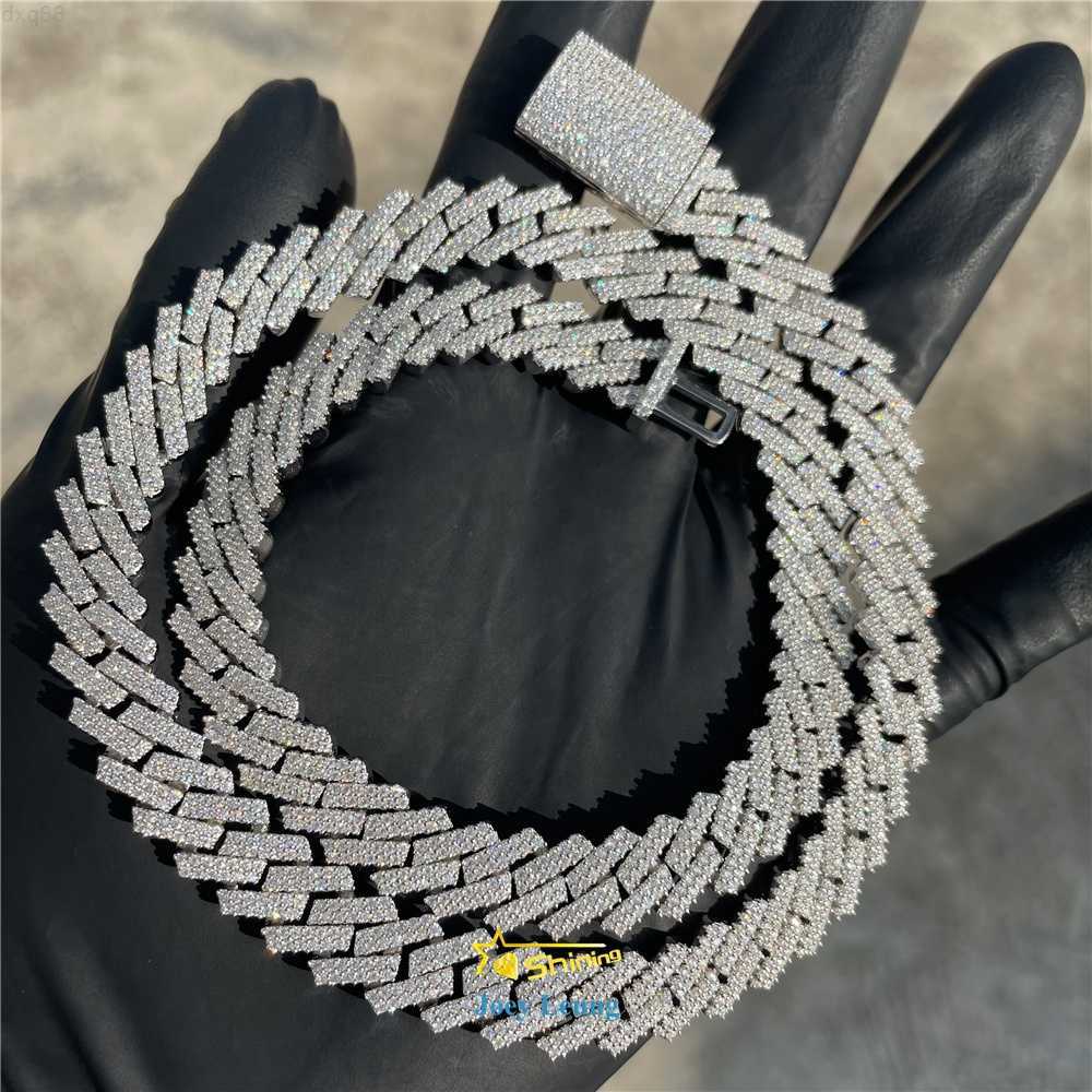 Hip Hop Jewelry Real Gold Plating Silver Necklace Moissanite Cuban Link Chain Iced Out
Hip Hop Jewelry Real Gold Plating Silver Necklace Moissanite Cuban Link Chain Iced Out