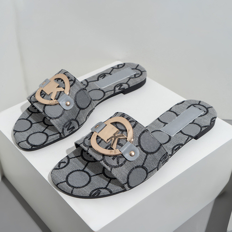 2023 Newest Branded Women Kor Mules Flat Slipper Designer Lady Lettering M K Full embroidery letter canvas Fabric Outdoor Leather Sole Slide famous Sandals sandles, 06101
2023 Newest Branded Women Kor Mules Flat Slipper Designer Lady Lettering M K Full embroidery letter canvas Fabric Outdoor Leather Sole Slide famous Sandals sandles, 06101