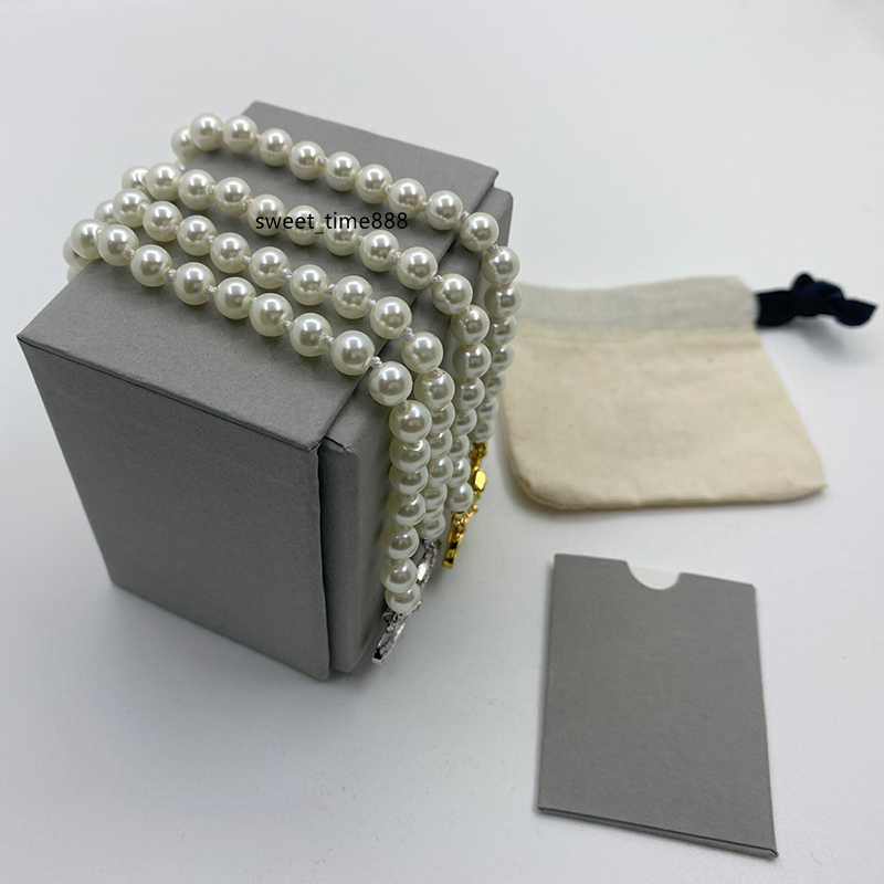 Pearl Necklace Women High-end Luxury designer Saturn Beaded Pendant Ladies Diamond pin necklaces fashion Pearls Necklace Wedding Party Christmas Jewelry Gifts
Pearl Necklace Women High-end Luxury designer Saturn Beaded Pendant Ladies Diamond pin necklaces fashion Pearls Necklace Wedding Party Christmas Jewelry Gifts