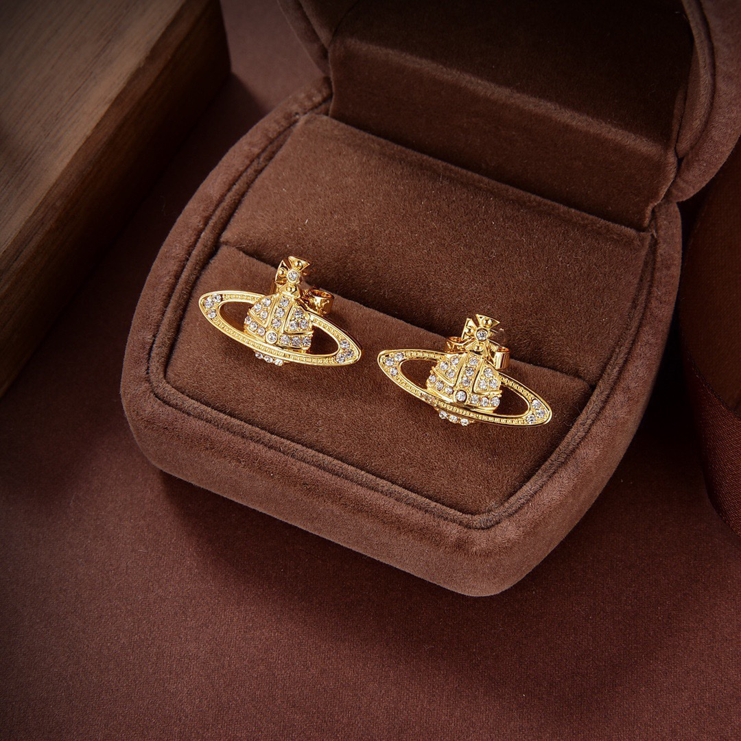 Designer Brand Stud… - image