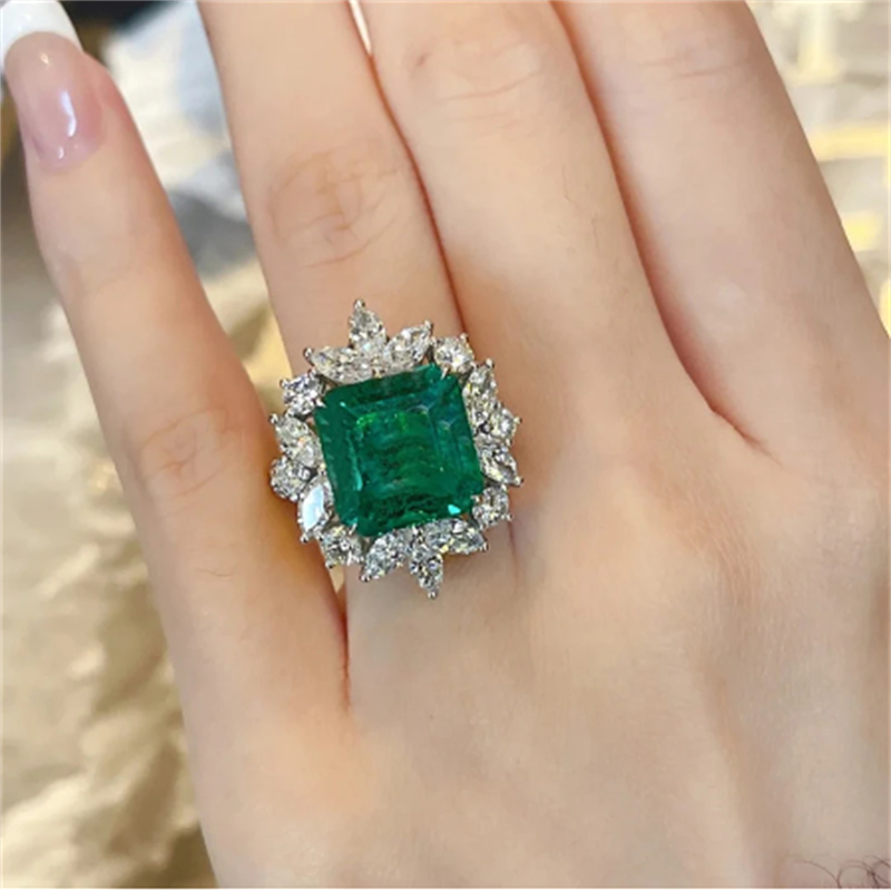 Valuable Emerald Zircon Finger Ring White Gold Filled Party Wedding band Rings for Women Men Promise Jewelry Gift