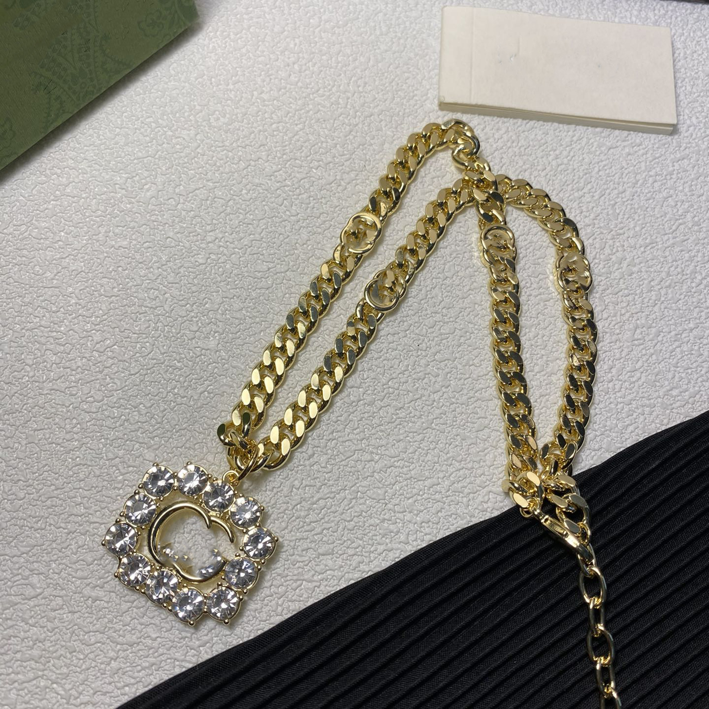 Designer Brand Letter Pendant Necklaces Stainless Steel Luxury Women Crystal Never Fading Long Sweater Chain Necklace Jewelry Accessories X528
Designer Brand Letter Pendant Necklaces Stainless Steel Luxury Women Crystal Never Fading Long Sweater Chain Necklace Jewelry Accessories X528