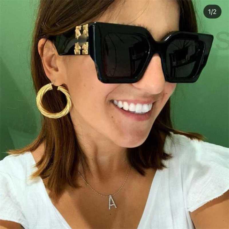 Sunglasses designer large square sunglasses white style men and women fashion hip-hop off personality ZUQ7
Sunglasses designer large square sunglasses white style men and women fashion hip-hop off personality ZUQ7