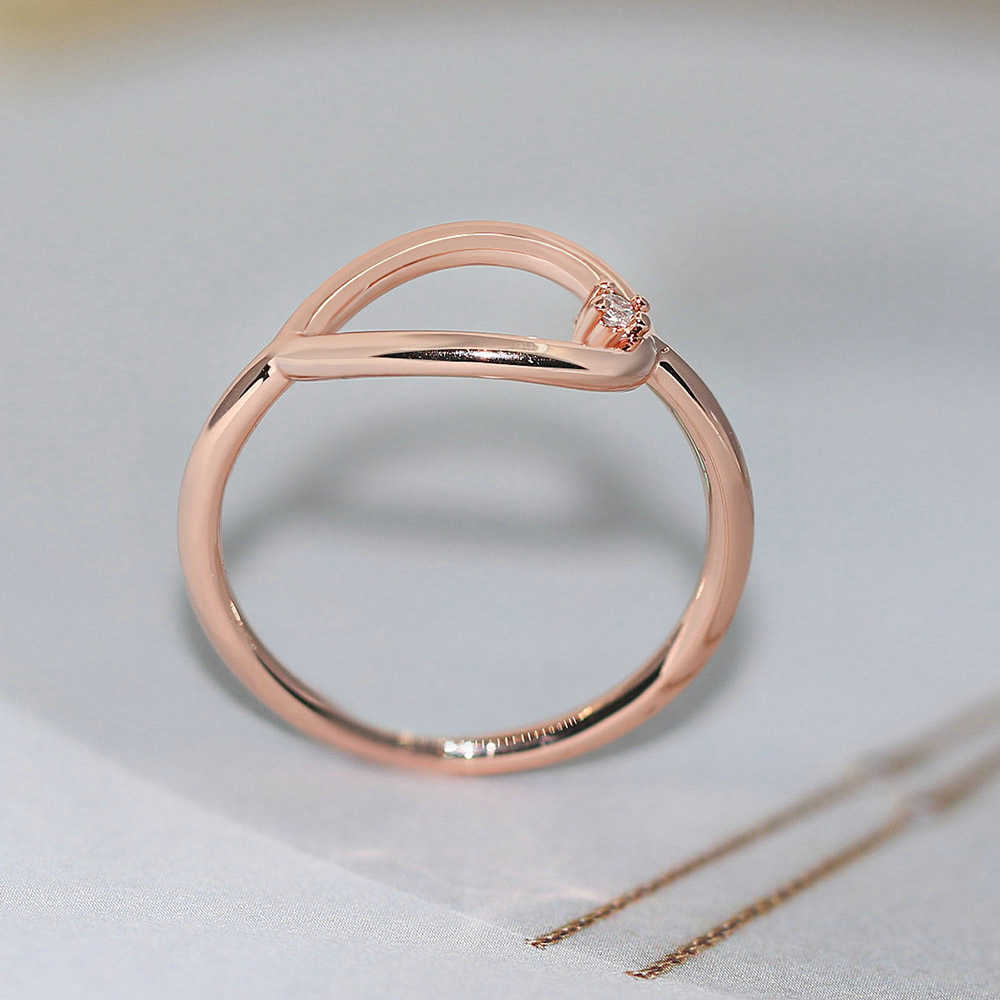 Band Rings Simple Rings For Women Hollow Out Geometry Small Zircon 3 Color Daily Comfortable Finger Ring Fashion Jewelry R907