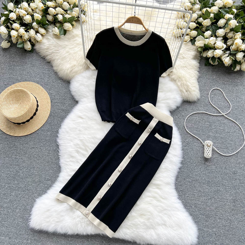 Two Piece Dress Gentle Knitted Summer Women Sets O Neck Tops+ Elastic Waist Button Fashion French Style Elegant Two Piece Set 2024