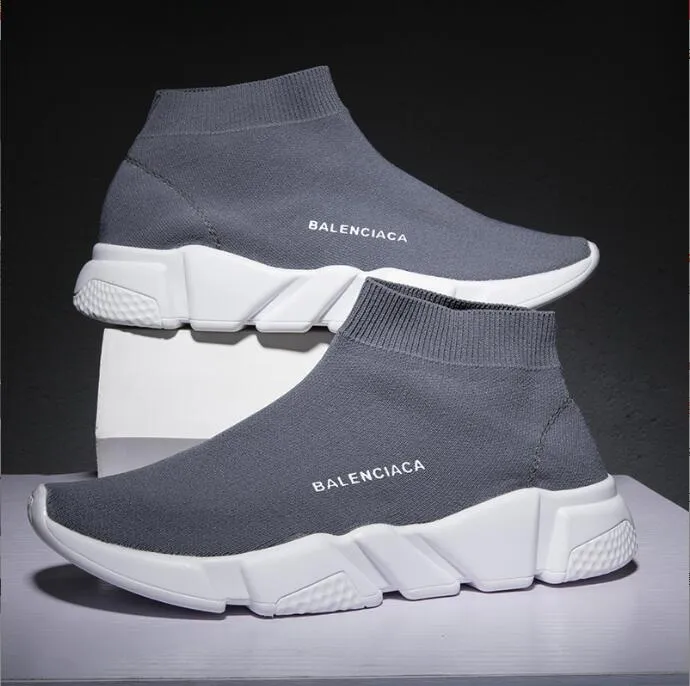 2023 Luxury Brand Designer Shoes Speed Trainer Black Red Mr Porter Triple Black Flat Fashion Socks Boots Sneaker Runner size 36-45
2023 Luxury Brand Designer Shoes Speed Trainer Black Red Mr Porter Triple Black Flat Fashion Socks Boots Sneaker Runner size 36-45