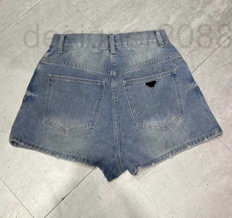Women's Shorts Designer Jeans designer 2023 Spring/Summer New Triangle Letter High Waist Washed Slim Denim Hot Pants L72U, Blue
Women's Shorts Designer Jeans designer 2023 Spring/Summer New Triangle Letter High Waist Washed Slim Denim Hot Pants L72U, Blue