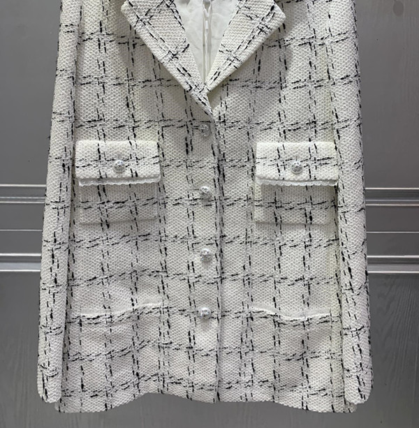 Chan New 2023 spring Women's brand jacket Fashion gorgeous top-grade autumn winter CCCC LOGO tweed coat Leisure overcoat cardigan birthday Mother's Day Gift, White
Chan New 2023 spring Women's brand jacket Fashion gorgeous top-grade autumn winter CCCC LOGO tweed coat Leisure overcoat cardigan birthday Mother's Day Gift, White