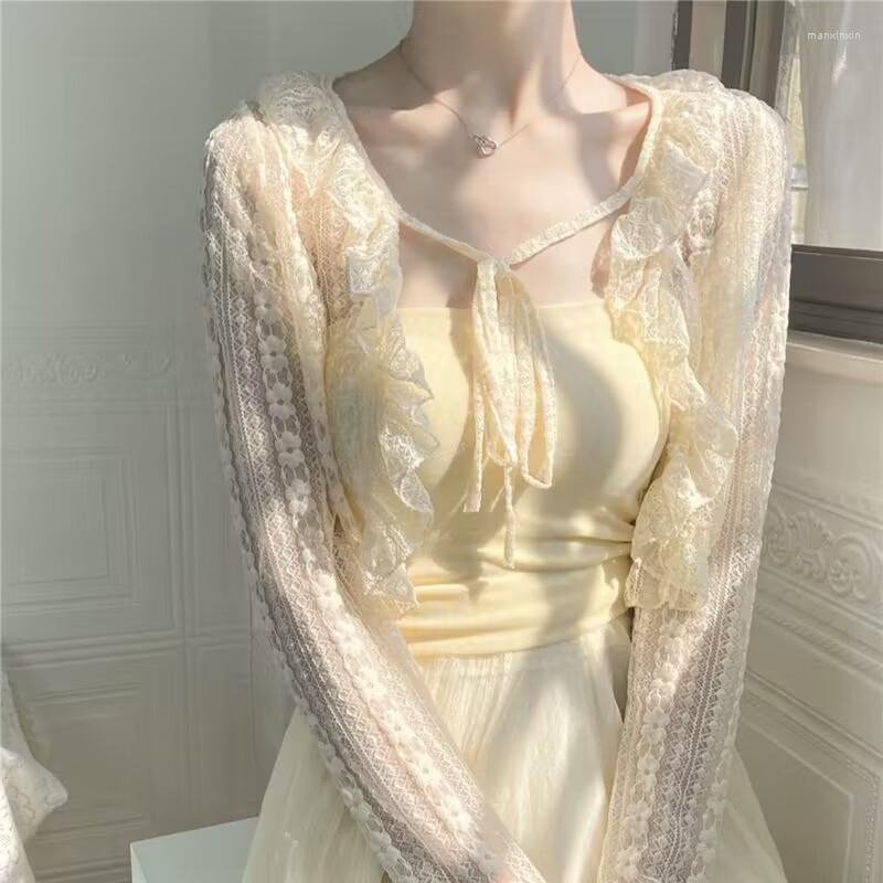 Women's Blouses Summer Apricot Lace Belt Women Cardigan Korean Fashion V-neck Long Sleeve Cropped Tops Sweet Slim Thin Sunscreen Jacket
Women's Blouses Summer Apricot Lace Belt Women Cardigan Korean Fashion V-neck Long Sleeve Cropped Tops Sweet Slim Thin Sunscreen Jacket
