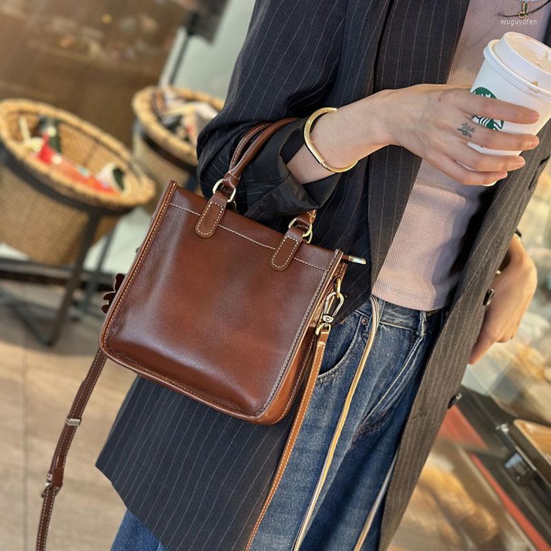 Evening Bags Women's Top Layer Leather Bag Commuter Tote Cowhide Shoulder Crossbody Square Handheld Women Handbag Spring/Summer 2023, Black
Evening Bags Women's Top Layer Leather Bag Commuter Tote Cowhide Shoulder Crossbody Square Handheld Women Handbag Spring/Summer 2023, Black