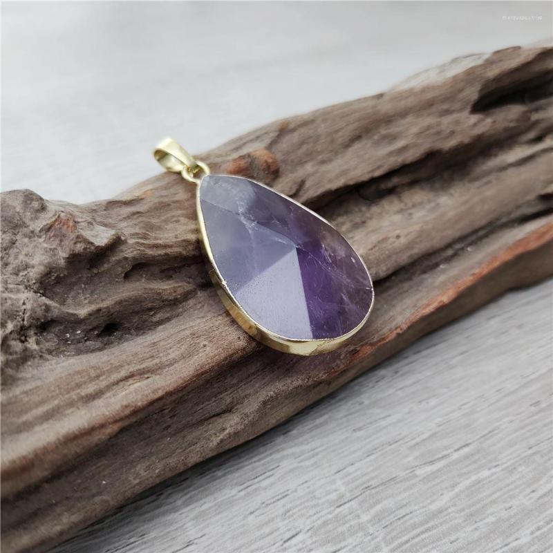 Pendant Necklaces FUWO Handmade Amethyst Drop - Elevate Your Style And Embrace Natural Beauty With This Elegant Accessory PD449 5Pcs/Lot
Pendant Necklaces FUWO Handmade Amethyst Drop - Elevate Your Style And Embrace Natural Beauty With This Elegant Accessory PD449 5Pcs/Lot