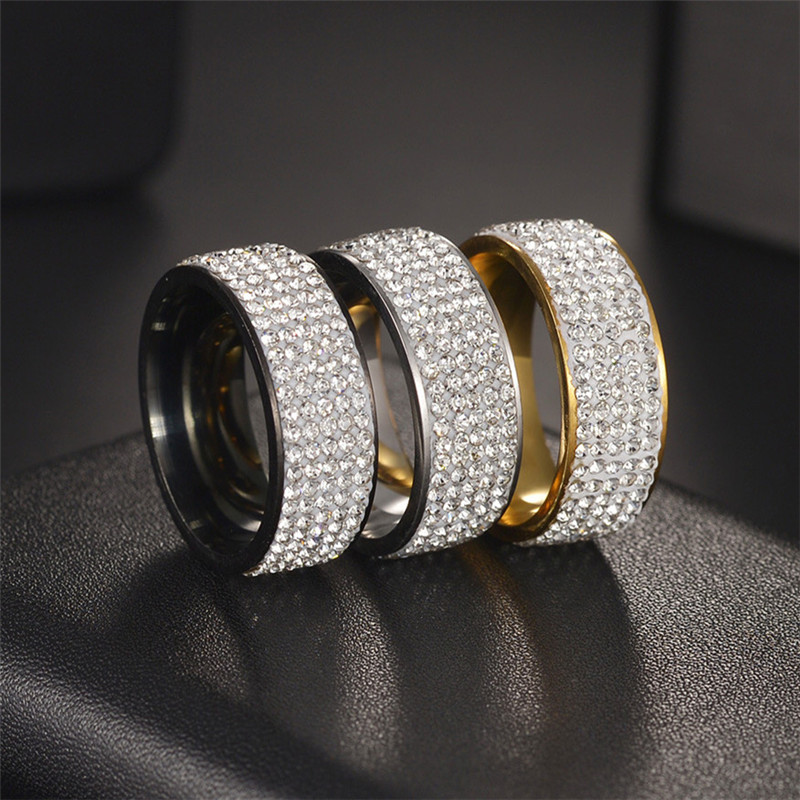 Punk Hiphop Jewelry Stainless Steel Mens Diamond Ring Designer Five Rows Rhinestone Black Silver 18k Gold Rings for Man Party South American Friend Gift Size 6-13
Punk Hiphop Jewelry Stainless Steel Mens Diamond Ring Designer Five Rows Rhinestone Black Silver 18k Gold Rings for Man Party South American Friend Gift Size 6-13