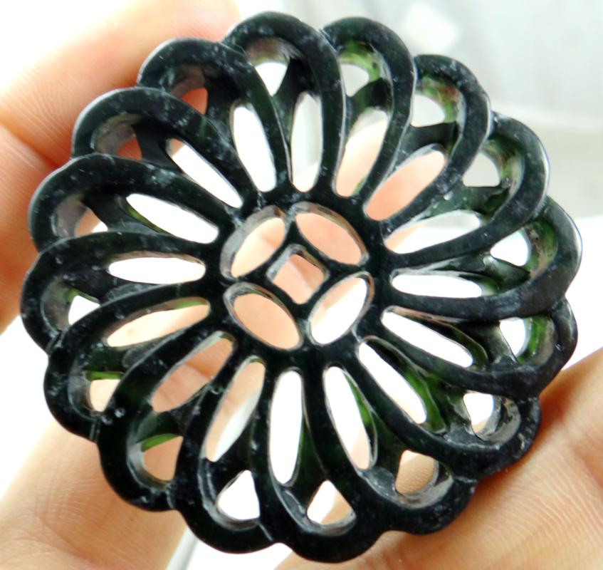 Pendant Necklaces Natural China Black Green Jades Stone Lian Tian Hand-carved Statue Shilaiyuenzhuan Amulet Necklace Jewelry Making
Pendant Necklaces Natural China Black Green Jades Stone Lian Tian Hand-carved Statue Shilaiyuenzhuan Amulet Necklace Jewelry Making