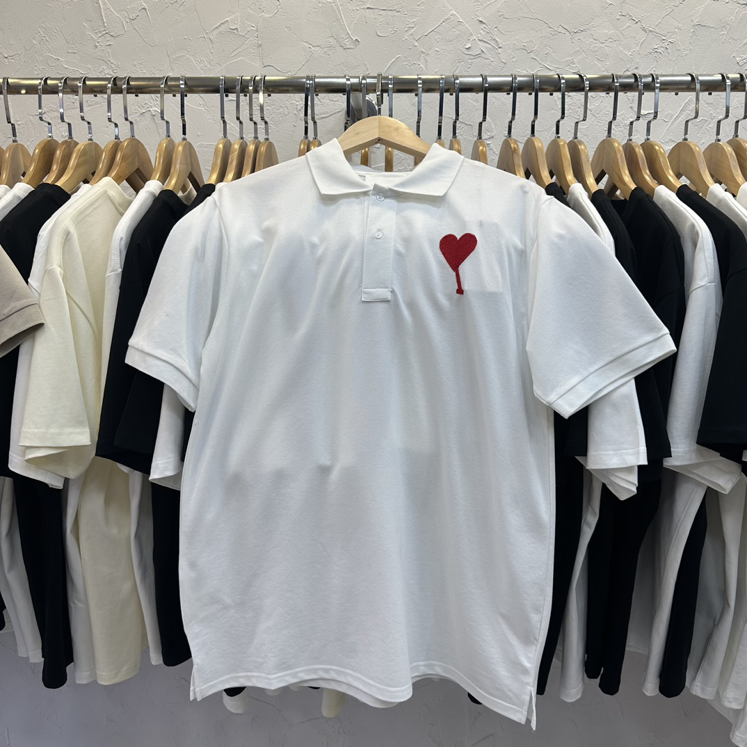 High end embroidered short sleeved cotton polo shirt men s T shirt Korean fashion clothing summer luxury Love pattern top
High end embroidered short sleeved cotton polo shirt men s T shirt Korean fashion clothing summer luxury Love pattern top