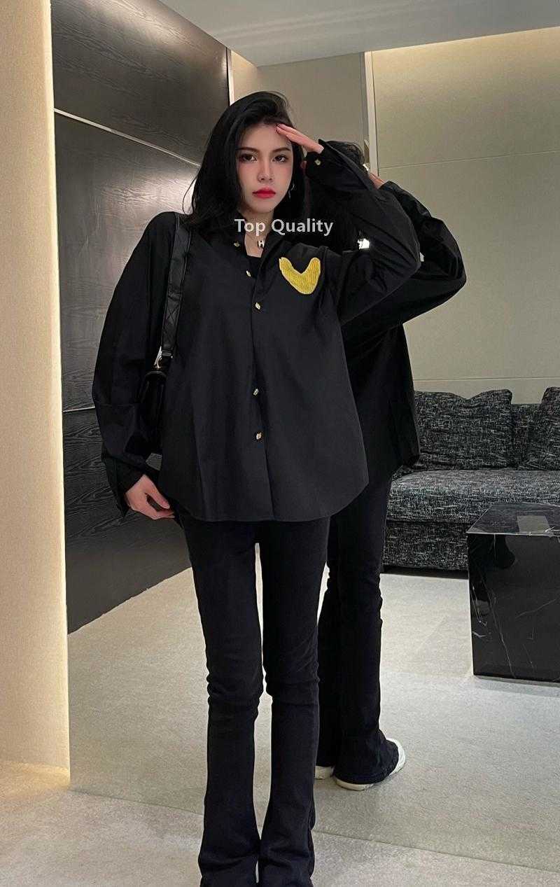 Designer Brand High Quality2023 Spring And Autumn New Long Sleeve Shirt Tiger Head Print Is Soft As Silk Skin -Friendly Warm And Comfortable, Black
Designer Brand High Quality2023 Spring And Autumn New Long Sleeve Shirt Tiger Head Print Is Soft As Silk Skin -Friendly Warm And Comfortable, Black