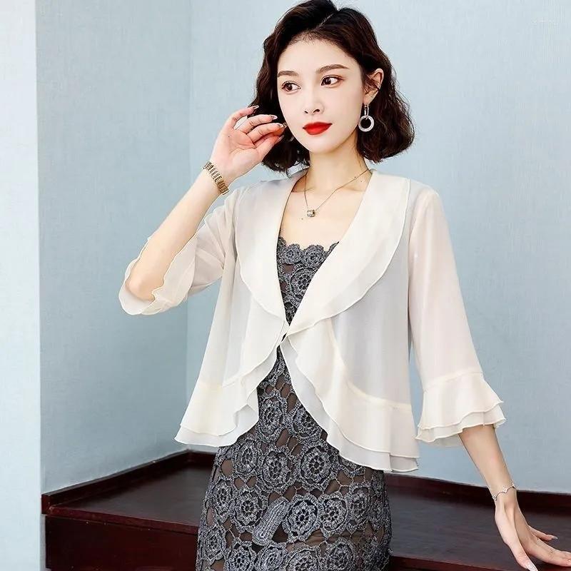 Women's Jackets Spring Summer 2023 Ruffled Chiffon Shawl Jacket Women's Sun Protection Thin Cropped Sleeve Fashion Coat Tops Female, White
Women's Jackets Spring Summer 2023 Ruffled Chiffon Shawl Jacket Women's Sun Protection Thin Cropped Sleeve Fashion Coat Tops Female, White