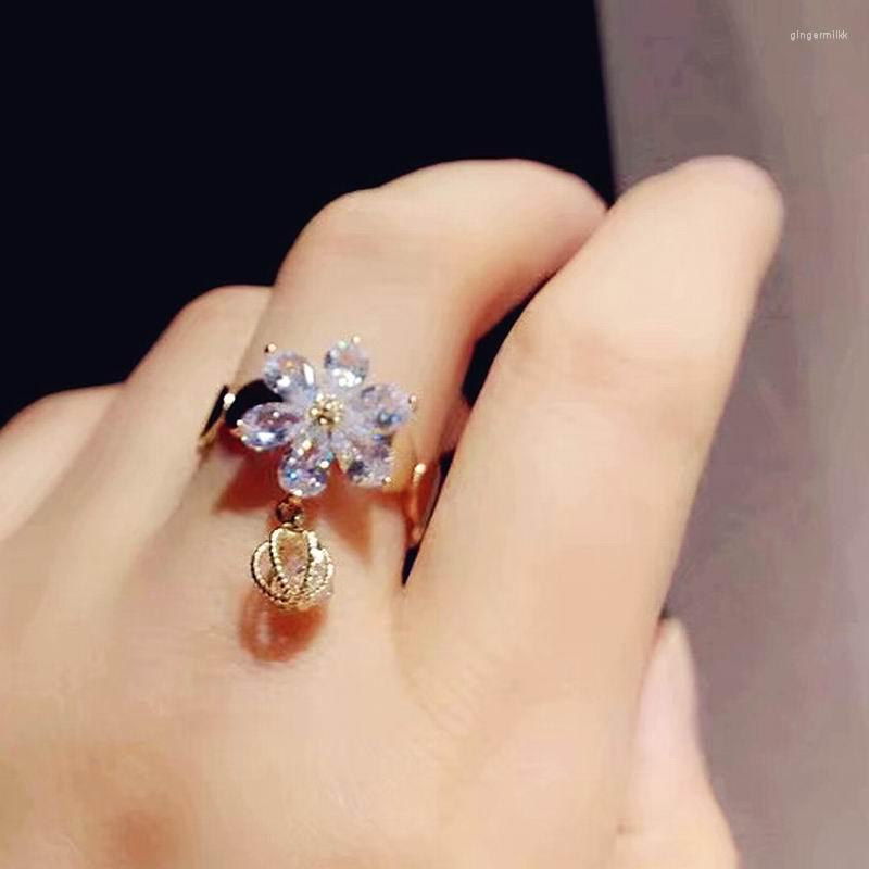 Cluster Rings Etrendy Lucky Ball Zircon Flower For Women Korean Styles Adjustable Open Ring Bijoux Gifts
Cluster Rings Etrendy Lucky Ball Zircon Flower For Women Korean Styles Adjustable Open Ring Bijoux Gifts