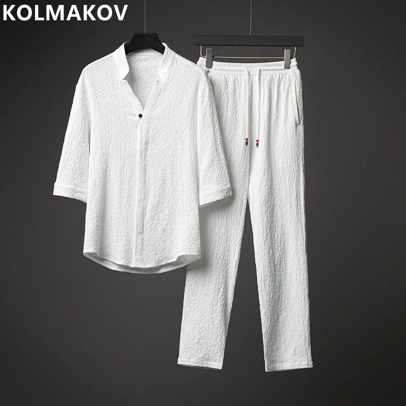 Mens Tracksuits Summer Classic Fashion Solid Color Ice Silk TwoPiece Casual Large Size Comfortable HighQuality Suit M5XL 230420