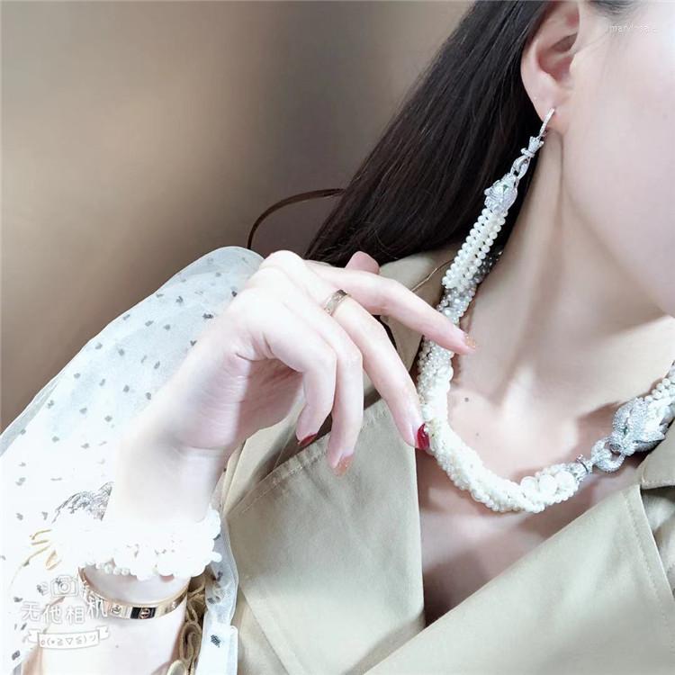 Necklace Earrings Set Forward Leopard Head Micro Inlay Zircon Clasp Accessory White Freshwater Pearl Bracelet Fashion Jewelry, Picture shown
Necklace Earrings Set Forward Leopard Head Micro Inlay Zircon Clasp Accessory White Freshwater Pearl Bracelet Fashion Jewelry, Picture shown