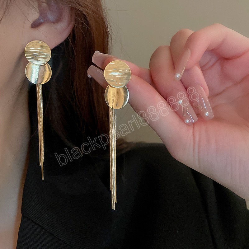 Silver Needle Sequin Dangle Earrings for Women 2023 Long Metal Tassel Drop Earrings Simple Advanced New Fashion Jewelry Party
Silver Needle Sequin Dangle Earrings for Women 2023 Long Metal Tassel Drop Earrings Simple Advanced New Fashion Jewelry Party