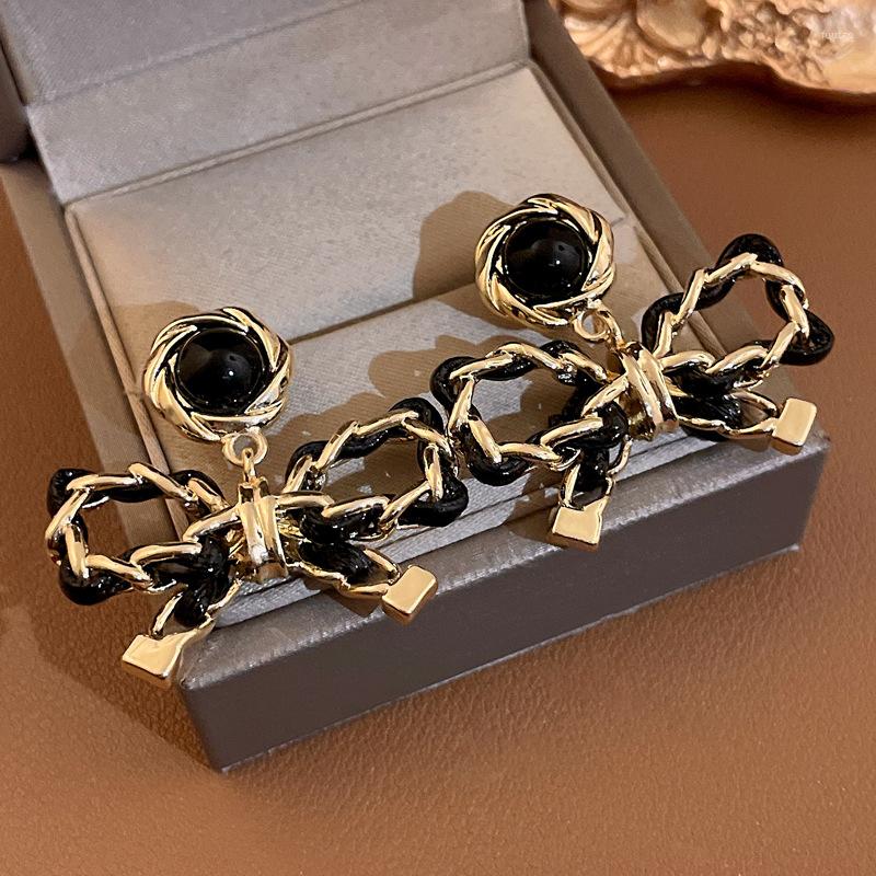 Dangle Earrings Silver Needles Leather Wrapped Bow Vintage Fashion Necklace Designer Jewelry For Women
Dangle Earrings Silver Needles Leather Wrapped Bow Vintage Fashion Necklace Designer Jewelry For Women