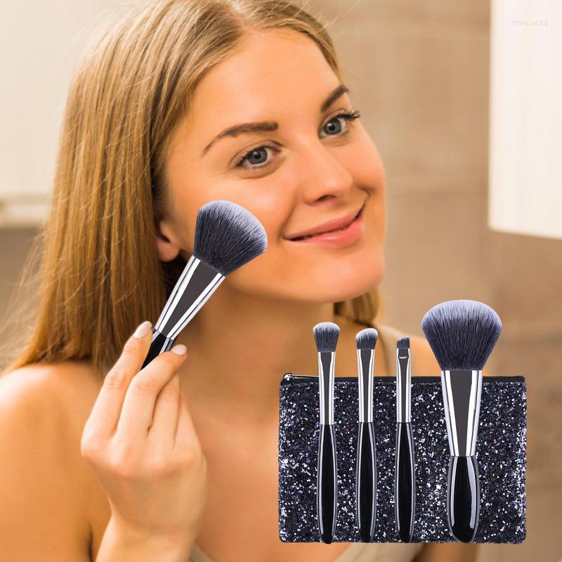 Makeup Brushes Travel Set 4PCS Soft Cosmetic Bristles Brush Comfortable Portable Face Powder Blush Concealers Eye Make Up
Makeup Brushes Travel Set 4PCS Soft Cosmetic Bristles Brush Comfortable Portable Face Powder Blush Concealers Eye Make Up
