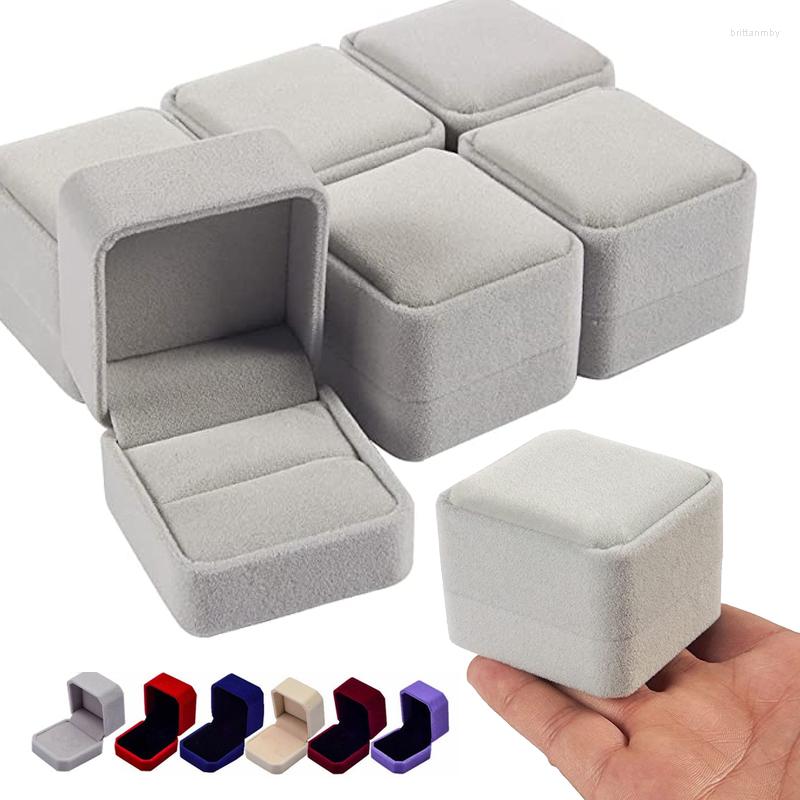 Jewelry Pouches 1pc Square Velvet Earring Ring Display Case Box Storage Organizer Holder Gift Packaging Portable Travel Wedding
Jewelry Pouches 1pc Square Velvet Earring Ring Display Case Box Storage Organizer Holder Gift Packaging Portable Travel Wedding