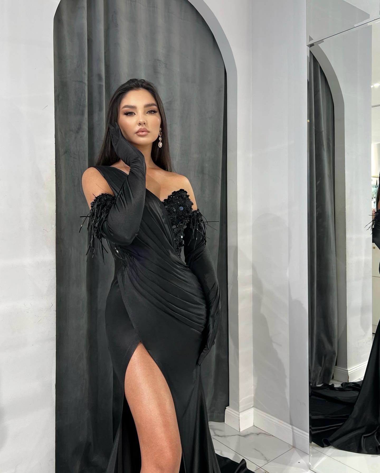Gorgeous Mermaid Prom Dresses One Shoulder Sleeveless Beads Sequins Sie Split Zipper Court Gown Custom Made Plus Size Party Dress Vestido De Noite