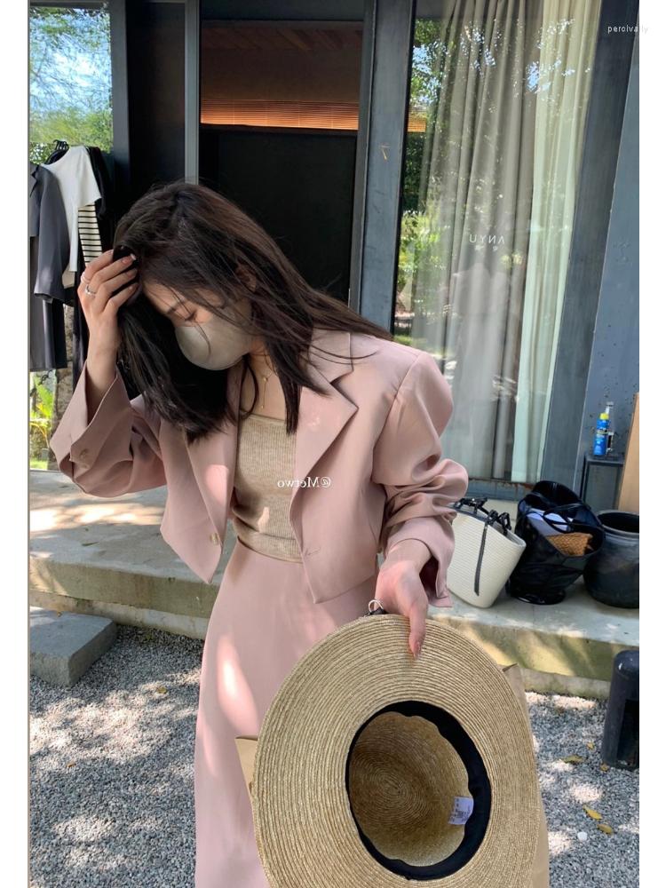 Two Piece Dress UNXX Pink Casual Suit Set Women Spring High Grade Temperament Short Coat Waist Split Half-length, Gray
Two Piece Dress UNXX Pink Casual Suit Set Women Spring High Grade Temperament Short Coat Waist Split Half-length, Gray
