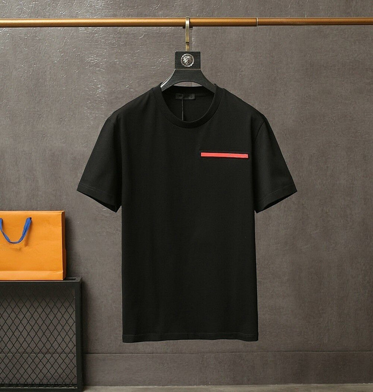 Designer t shirt mens Luxury Short Summer Fashion t shirt man Black white Letter printed shirts Short Sleeve Fashion Brand Designer Top Tees Crew Neck man tshirt
Designer t shirt mens Luxury Short Summer Fashion t shirt man Black white Letter printed shirts Short Sleeve Fashion Brand Designer Top Tees Crew Neck man tshirt