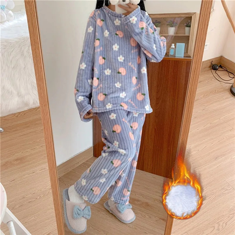 Womens Sleepwear Autumn and winter flannel womens pajama set classic plain warm pajamas velvet Cavai girls printed 231120