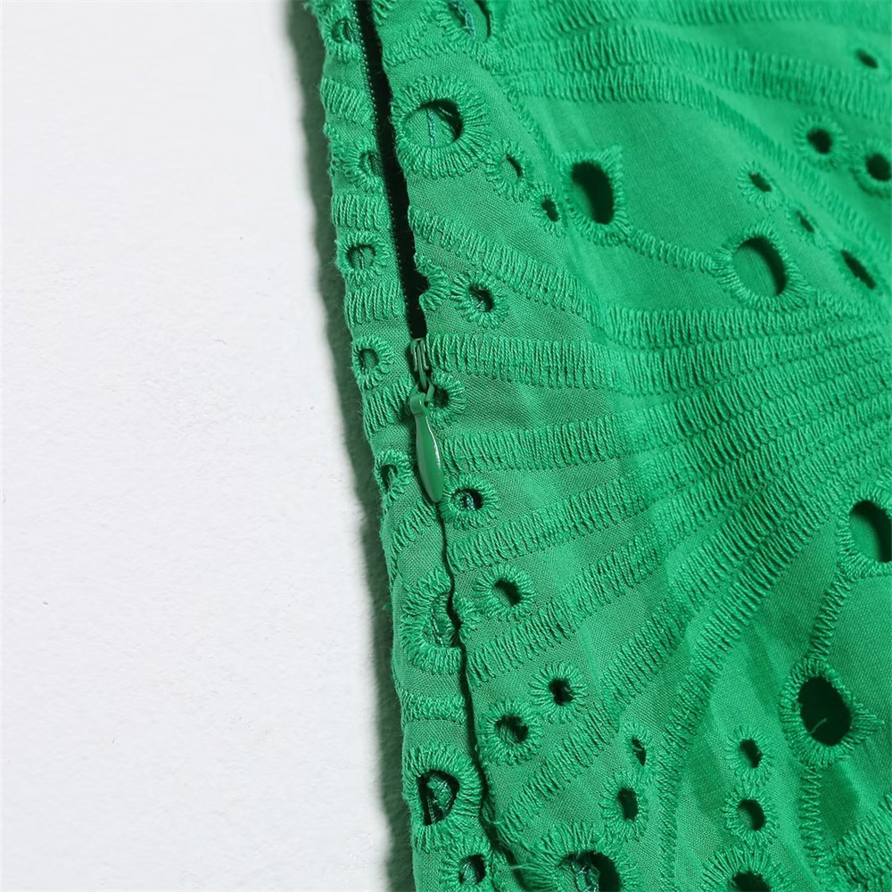 Two Piece Dress UNIZERA 2023 SpringSummer Fashion Women's Perforated Embroidery Top High Waist Aline Skirt 230419