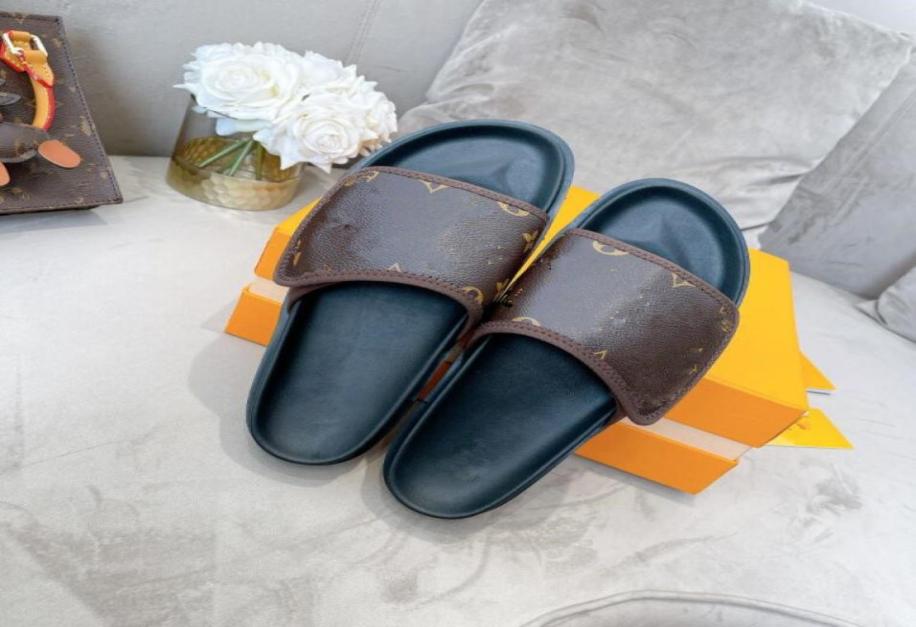 2022 Miami Mules classic men039s Slippers Summer Slide Real Soft Leather Men Beach Flip Flops Waterfront Slipper top quality sa7022896, Purple
2022 Miami Mules classic men039s Slippers Summer Slide Real Soft Leather Men Beach Flip Flops Waterfront Slipper top quality sa7022896, Purple