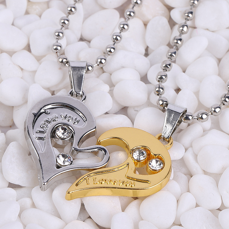 loving couple A pair of heart-shaped diamonds necklace Couple Friendship Puzzle CZ Love Matching I love you Heart Pendants Set
loving couple A pair of heart-shaped diamonds necklace Couple Friendship Puzzle CZ Love Matching I love you Heart Pendants Set