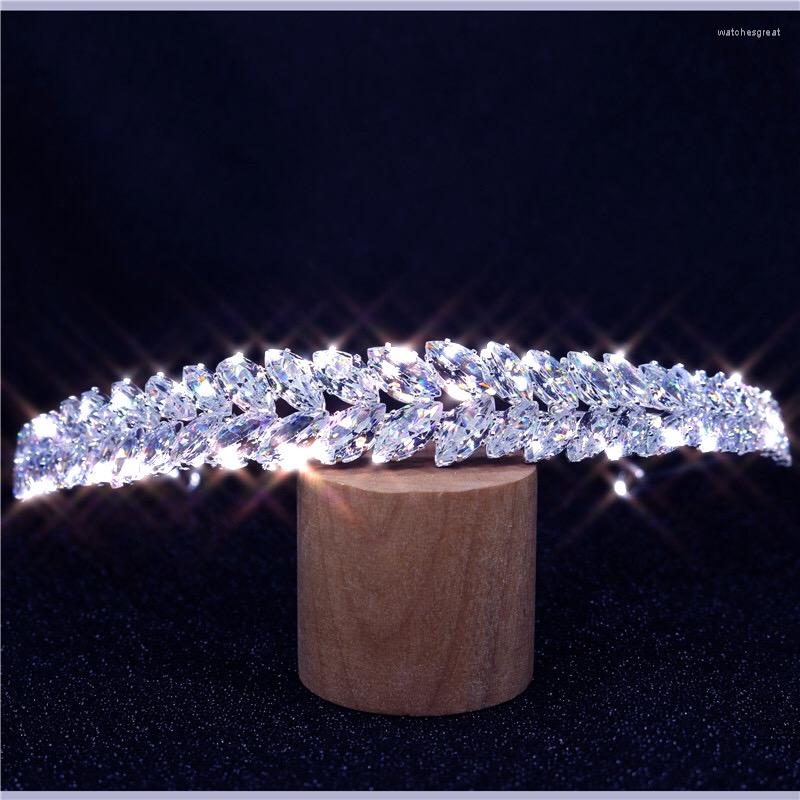 Hair Clips Zircons High Quality Cubic Zirconia Romantic Bridal Flower Tiara Crown Wedding Bridesmaid Accessories Jewelry For Women
Hair Clips Zircons High Quality Cubic Zirconia Romantic Bridal Flower Tiara Crown Wedding Bridesmaid Accessories Jewelry For Women