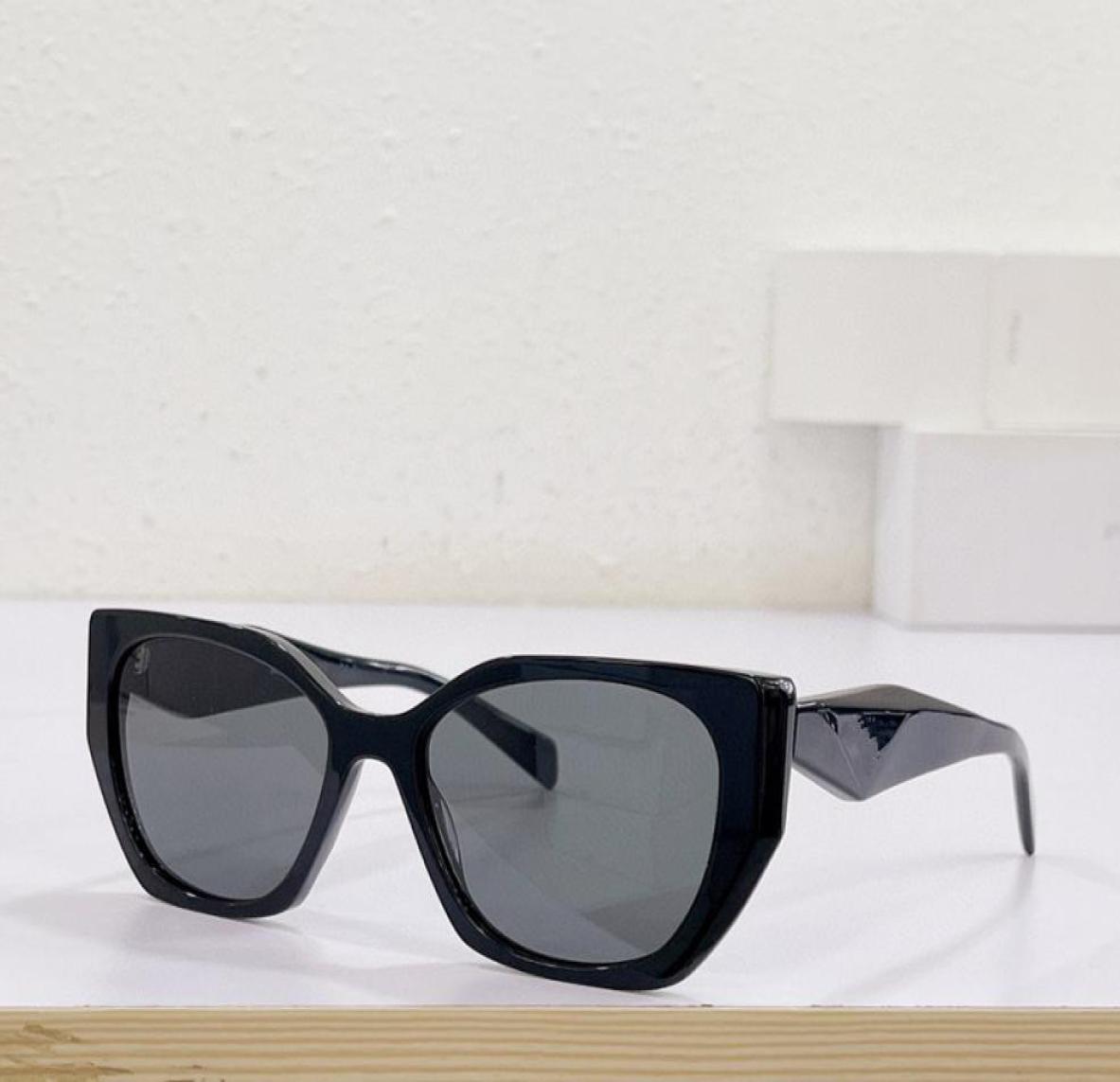 Summer Sunglasses For Women Men 19 Style AntiUltraviolet Retro Plate Plank Full Frame Eyeglasses Random Box 19YS6077523
Summer Sunglasses For Women Men 19 Style AntiUltraviolet Retro Plate Plank Full Frame Eyeglasses Random Box 19YS6077523