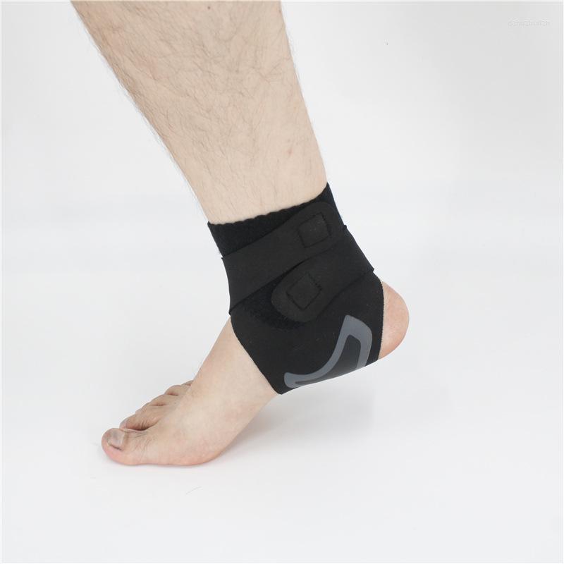 Knee Pads Outdoor Sports Compression Ankle Sleeves Anti-sprain Protection Socks Basketball Football Protective Gear, 1pcs left
Knee Pads Outdoor Sports Compression Ankle Sleeves Anti-sprain Protection Socks Basketball Football Protective Gear, 1pcs left