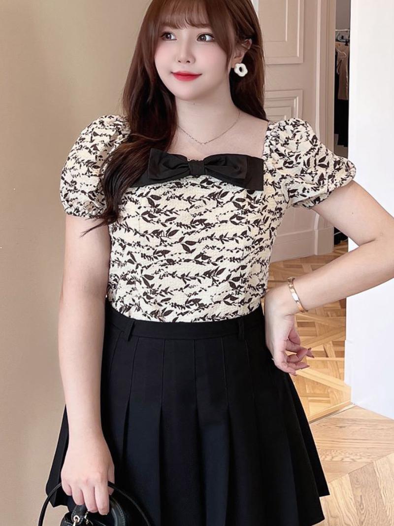 Women's Blouses & Shirts Summer For Women Clothing Vintage Floral Short Tops Fashion Sweet French Square Collar Bow Puff Sleeve Crop Top 202, Black coffee color
Women's Blouses & Shirts Summer For Women Clothing Vintage Floral Short Tops Fashion Sweet French Square Collar Bow Puff Sleeve Crop Top 202, Black coffee color