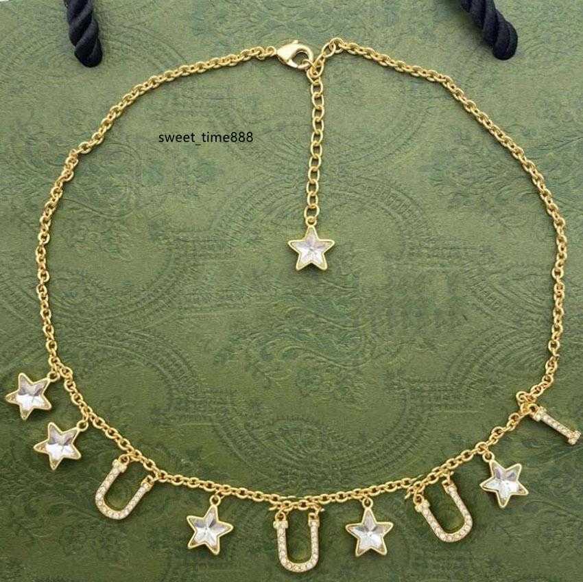 Fashion designer letter pendant necklaces chain classic necklace for women lady bride Party wedding lovers gift engagement jewelry With box
Fashion designer letter pendant necklaces chain classic necklace for women lady bride Party wedding lovers gift engagement jewelry With box