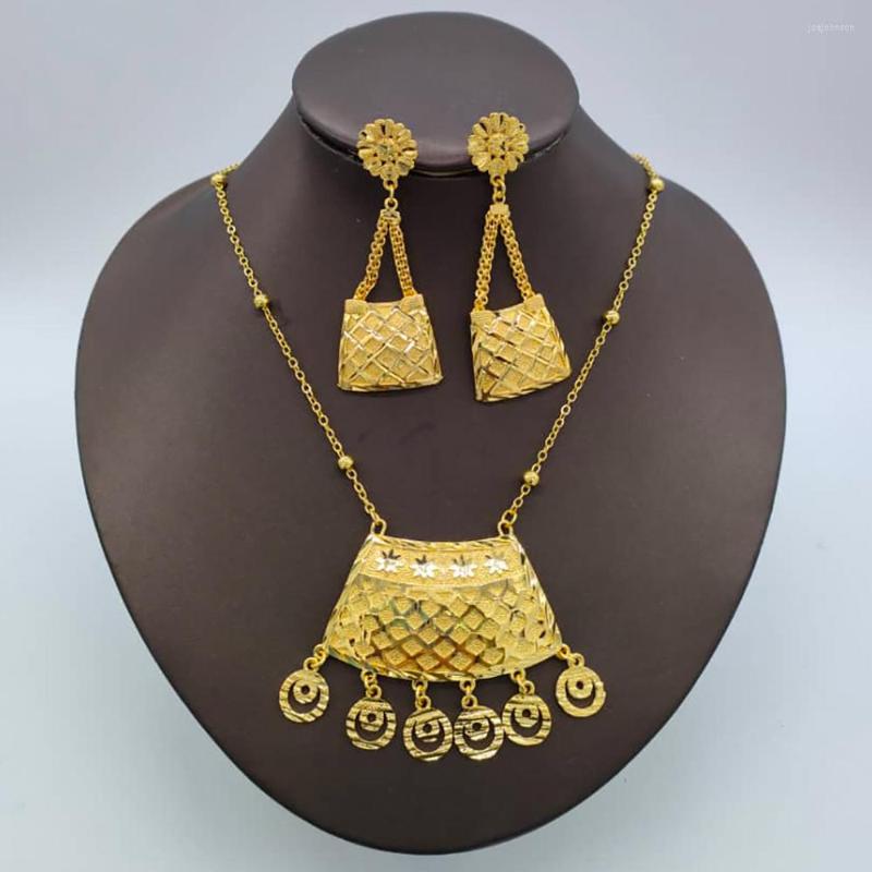 Necklace Earrings Set Vintage Gold Plated Jewelry Pendant And Drop Weddings For Women Party Bohemia Accessory Gift, Picture shown
Necklace Earrings Set Vintage Gold Plated Jewelry Pendant And Drop Weddings For Women Party Bohemia Accessory Gift, Picture shown