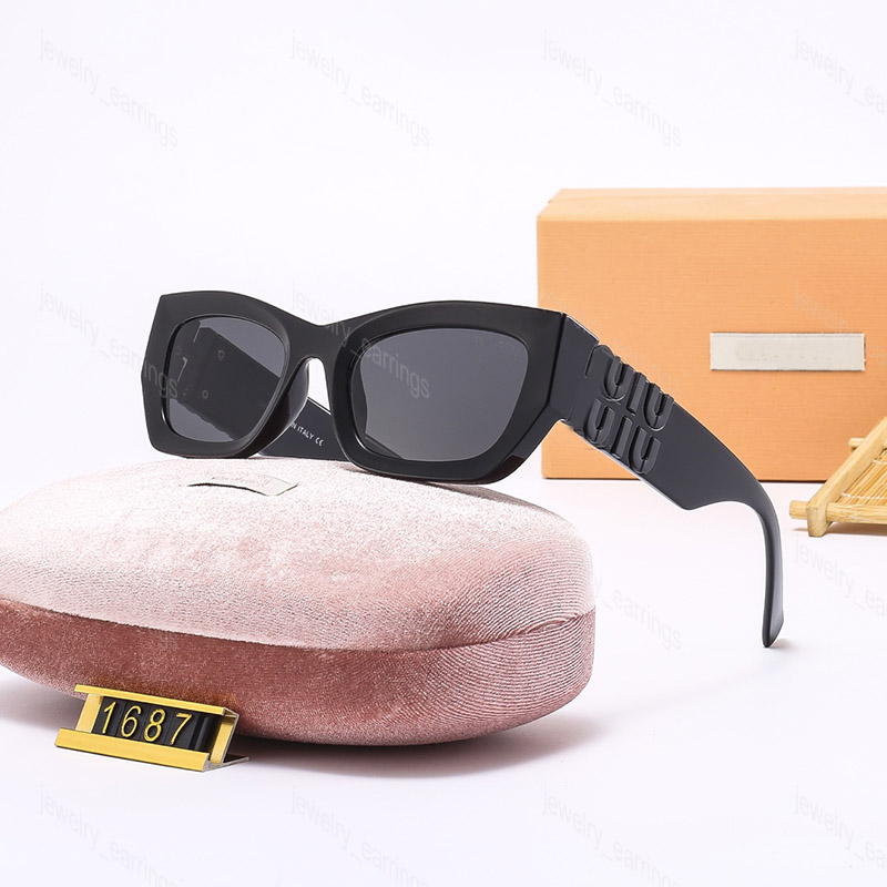 621s Glimpse Oval Sunglasses for Men Women Luxury M Eyewear Cat Eay Sunglasses M Polarized Top Fashion Eyewear Gold Frame Sun Glasses with Pink Box
621s Glimpse Oval Sunglasses for Men Women Luxury M Eyewear Cat Eay Sunglasses M Polarized Top Fashion Eyewear Gold Frame Sun Glasses with Pink Box