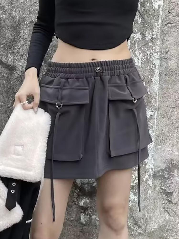Skirts Y2K Women Streetwear Chic Pockets 2023 Summer Fashion Ladies Stylish High Waist Loose Skirt Vintage Female Sweet, Beige 
Skirts Y2K Women Streetwear Chic Pockets 2023 Summer Fashion Ladies Stylish High Waist Loose Skirt Vintage Female Sweet, Beige