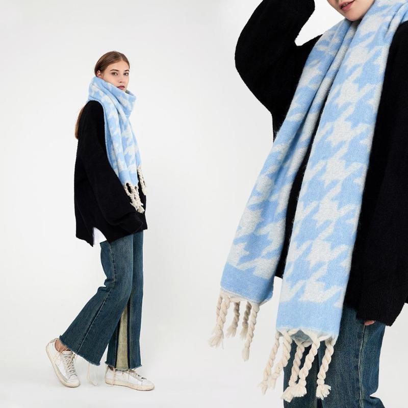 Scarves 2023 Winter Cashmere Women Scarf Female Lady Tassel Bandana Shawl Wraps Foulard Tippet Pashmina
Scarves 2023 Winter Cashmere Women Scarf Female Lady Tassel Bandana Shawl Wraps Foulard Tippet Pashmina