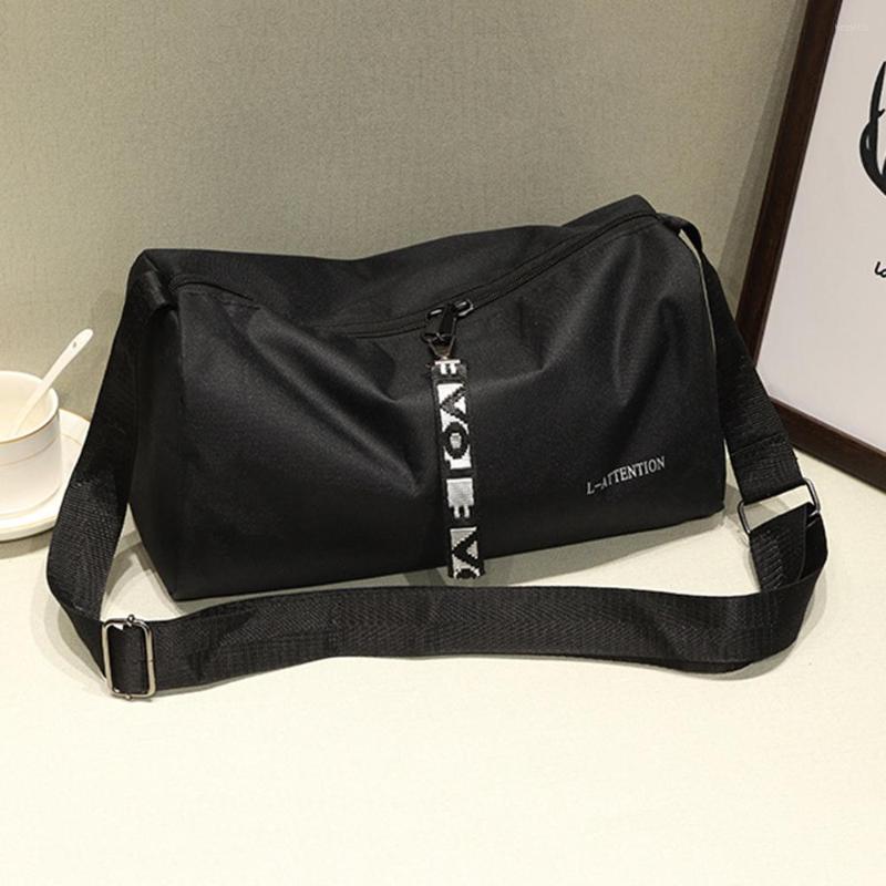 Outdoor Bags Portable Fitness Travel Handbag Multifunction Fashion Yoga Sports Tote 600D Nylon Adjustable Strap For Weekend Training, Black color
Outdoor Bags Portable Fitness Travel Handbag Multifunction Fashion Yoga Sports Tote 600D Nylon Adjustable Strap For Weekend Training, Black color