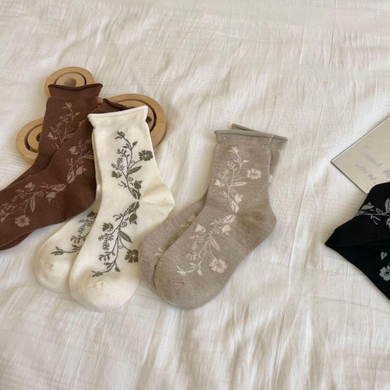 Women Socks Products Autumn Winter Warm Wool Women's Literary Jacquard Tube Retro Fashion Skin-friendly Soft Casual, Gray
Women Socks Products Autumn Winter Warm Wool Women's Literary Jacquard Tube Retro Fashion Skin-friendly Soft Casual, Gray