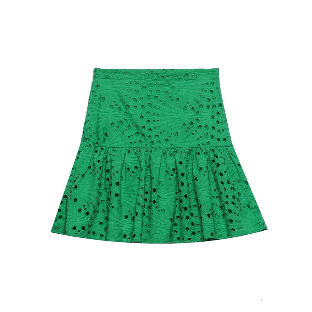 Two Piece Dress UNIZERA 2023 SpringSummer Fashion Women's Perforated Embroidery Top High Waist Aline Skirt 230419