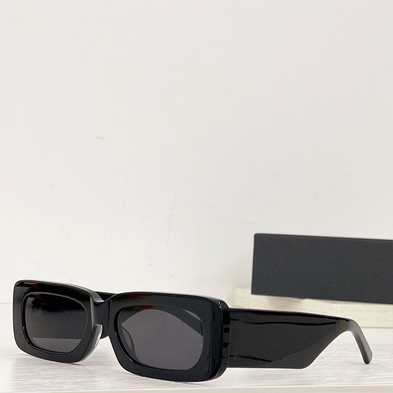 Designer men and women db eyewear sunglasses classic fashion Mini Marfa Quality Luxury brand UV protection retro style with box
Designer men and women db eyewear sunglasses classic fashion Mini Marfa Quality Luxury brand UV protection retro style with box