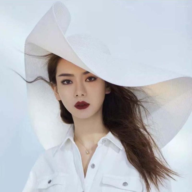 Berets Supper Large Wide Brim 30CM Oversized Beach Hats For Women Summer Straw Hat Lady's Foldable Sun Shade Wholesale Drop, F0087-4
Berets Supper Large Wide Brim 30CM Oversized Beach Hats For Women Summer Straw Hat Lady's Foldable Sun Shade Wholesale Drop, F0087-4