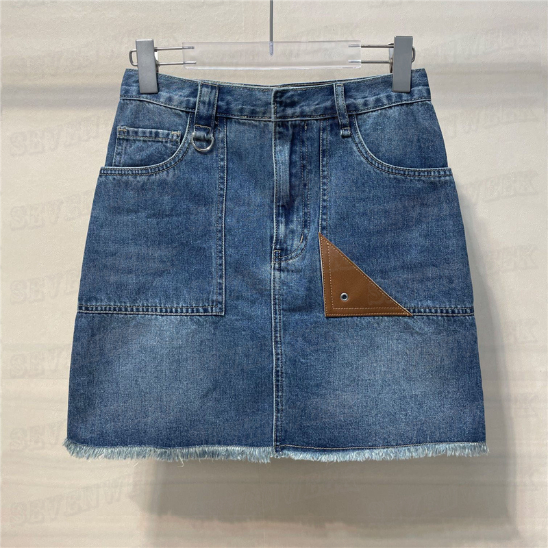 Designer Womens Jeans Skirts Back Embroidery Letter Trousers High Grade Ladies Denim Skirt Pants
Designer Womens Jeans Skirts Back Embroidery Letter Trousers High Grade Ladies Denim Skirt Pants