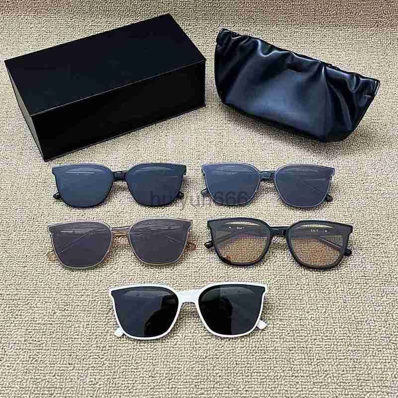 Fashion sunglasses designer men and women classic retro plate sunglasses travel driving UV protection sunglasses
Fashion sunglasses designer men and women classic retro plate sunglasses travel driving UV protection sunglasses